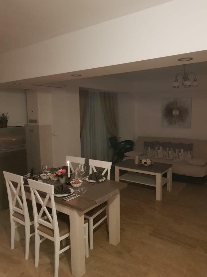 Apartament 2 Camere Ultracentral Ramnicu Valcea Exterior photo
