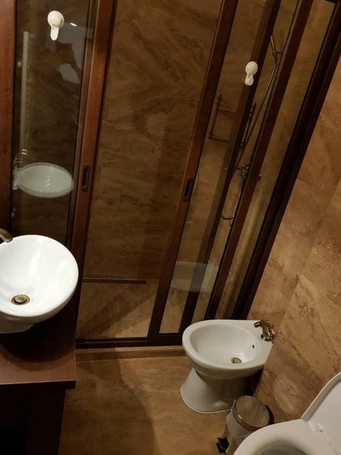 Apartament 2 Camere Ultracentral Ramnicu Valcea Exterior photo